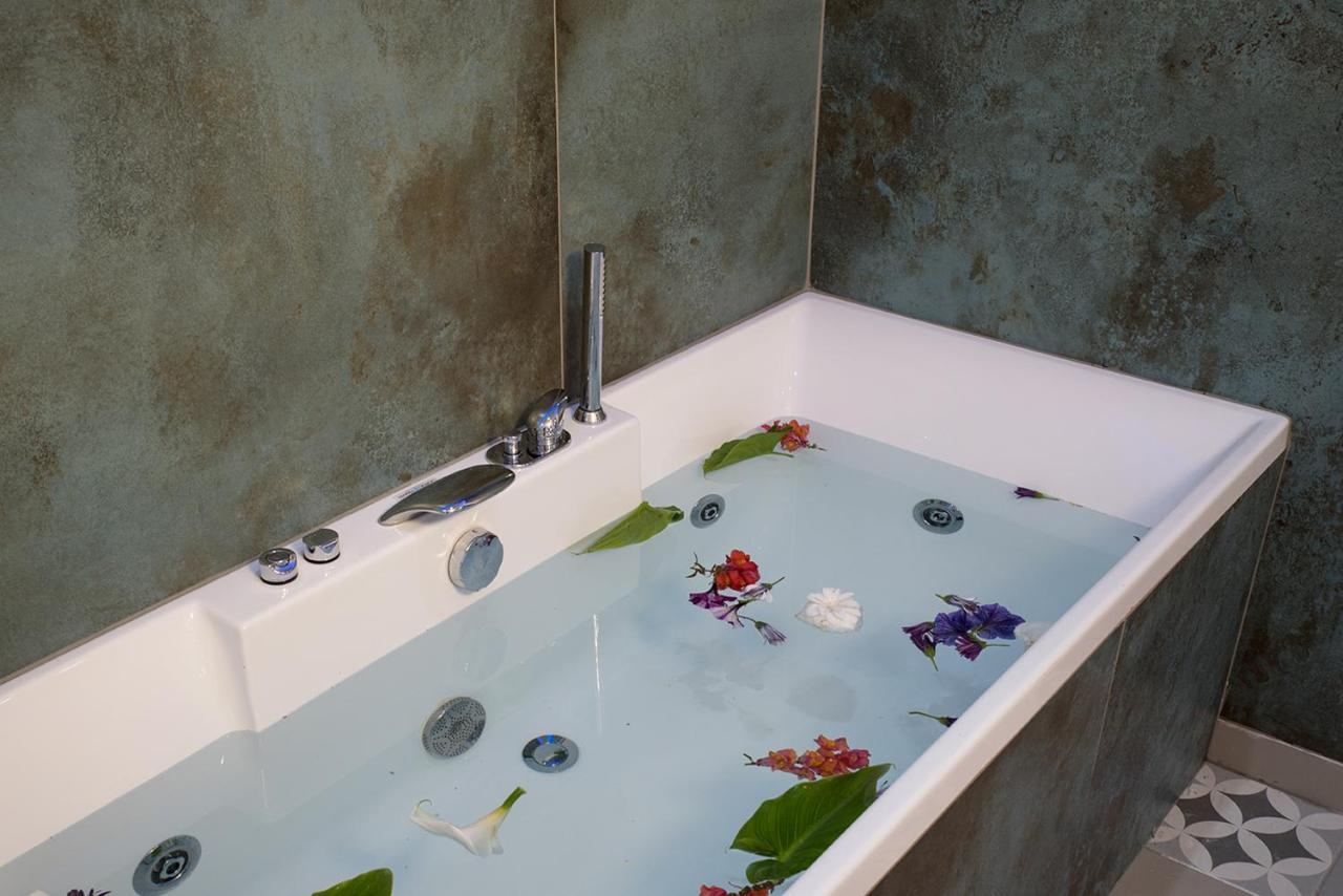 Edward Luxury Suites Khania Eksteriør bilde